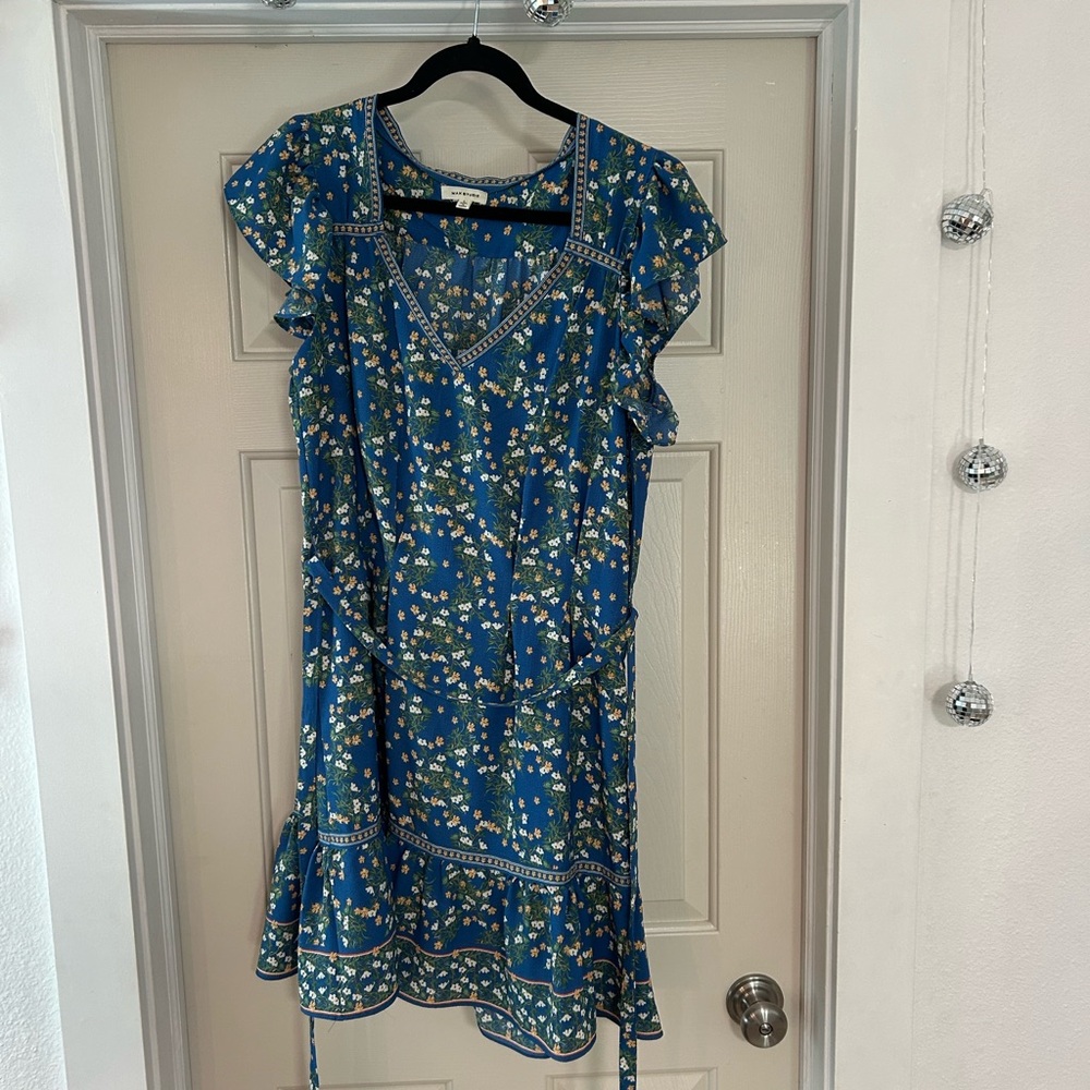 Max Studio Blue Floral Dress